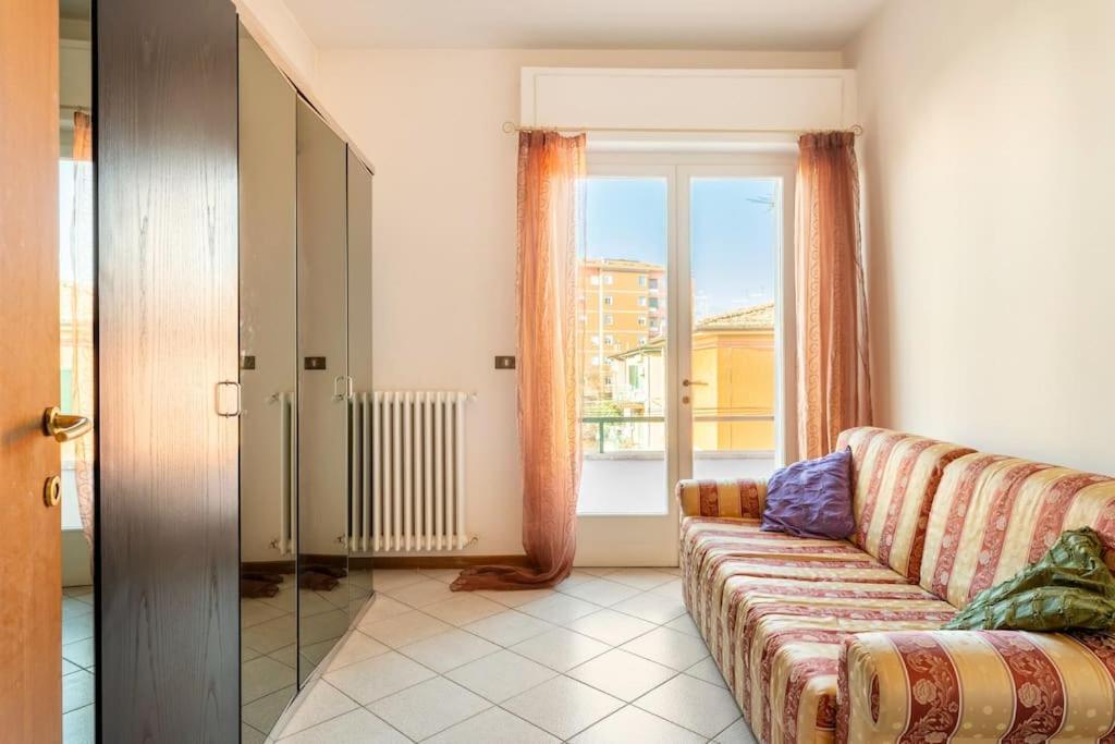 Chic Italian Escape - Casa Vacanze Lorusso 蒙特卡蒂尼泰尔梅 外观 照片